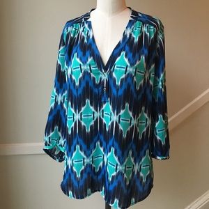 BANANA REPUBLIC Ikat 3/4 Sleeve Split Neck Top Blue Green Tropical Size Medium
